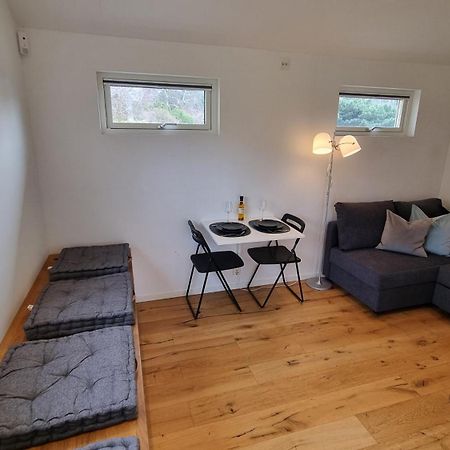 Beach-Near Cozy Cottage Hollviken Bagian luar foto