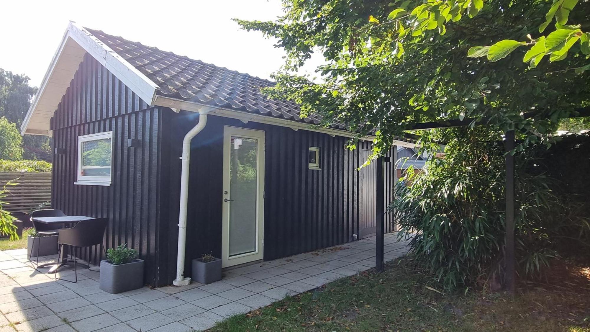 Beach-Near Cozy Cottage Hollviken Bagian luar foto